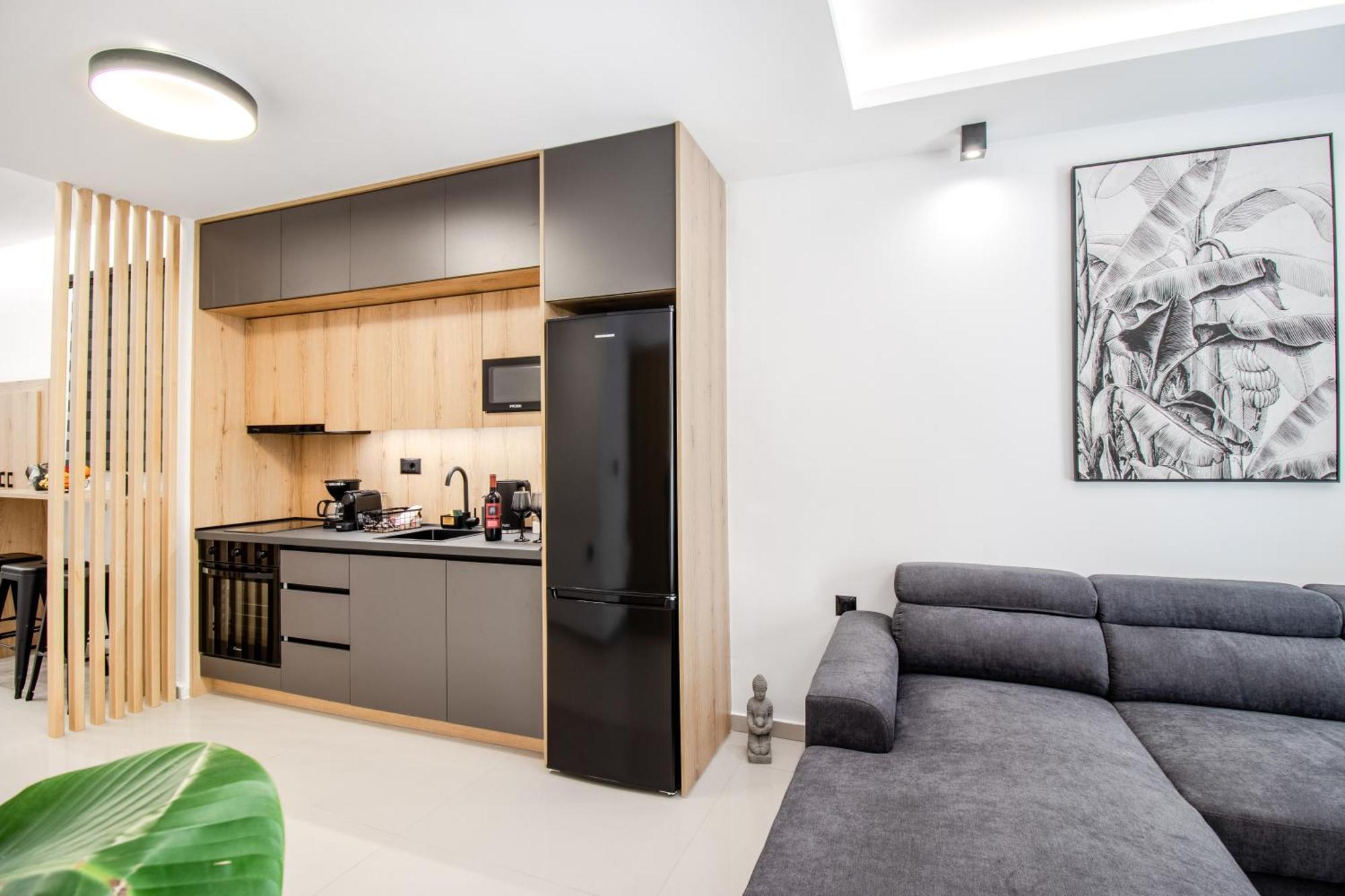 New Luxury Apartment Near Center With Garden View Bendevis Экстерьер фото